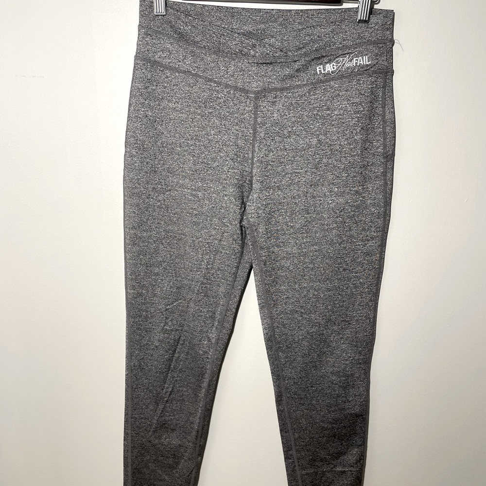 Grey Flag not Fail leggings